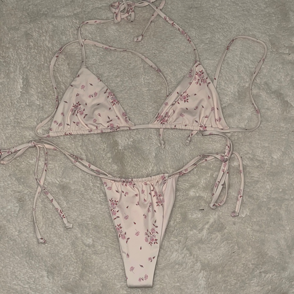 Selling this cute Frankie’s sweet rose swimsuit!